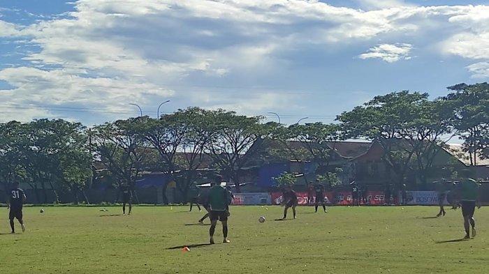 Masih Cedera, Wiljan Pluim Belum Ikut Latihan Bersama PSM Makassar