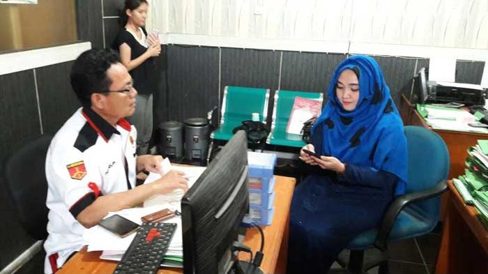 Kesan Sulis Pertama Kali Duduk di Persidangan, Gara-gara Ditipu Teman