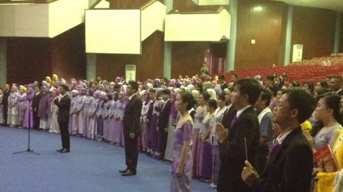 Fakultas Farmasi Unhas Ambil Sumpah 173 Apoteker Baru