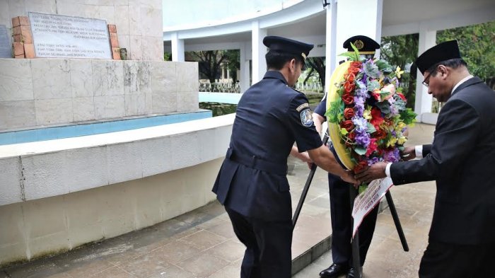 FOTO: Peringati Hari Bhakti, Kanwil Kemenkumham Sulsel Gelar Tabur Bunga - tab3s_20180124_173537.jpg