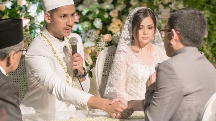 Dekorasi Hingga Cincin Kawin, Berikut 6 Foto Pernak-pernik Akad Nikah Tasya Kamila & Randi Bachtiar