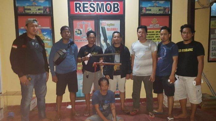 Diejek Miskin, Warga Lerang-lerang Pinrang Parangi Iparnya