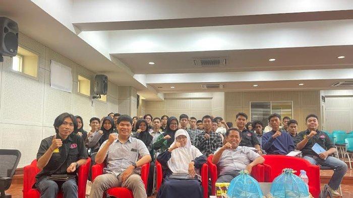 Ketua Departemen hingga Profesor Teknik Unhas Latih Mahasiswa Penulisan Ilmiah dan Kreativitas