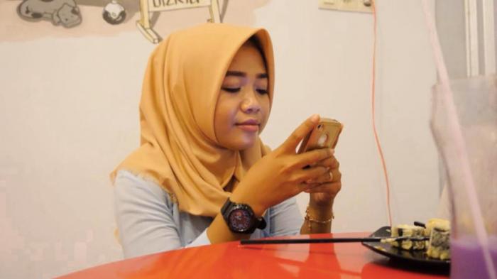 Kehabisan Tiket, Cewek Bantaeng Ini Kecewa Tak Bisa Nonton Uang Panai