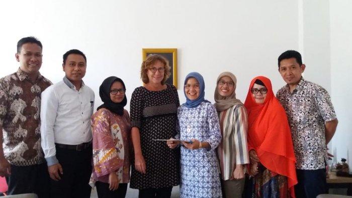 Akademisi Belanda Tantang Mahassiswa Umma ke Van Amsterdam