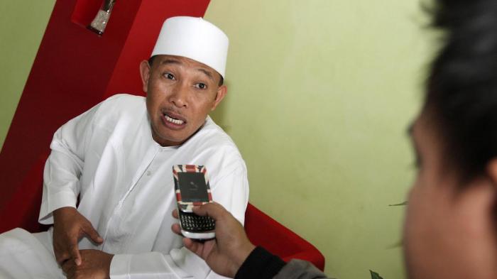 IMMIM Berhentikan Ustad Rahman Qayyum