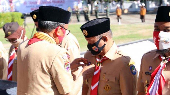 FOTO: Wabup Gowa Terima Penghargaan Lencana Pancawarsa III