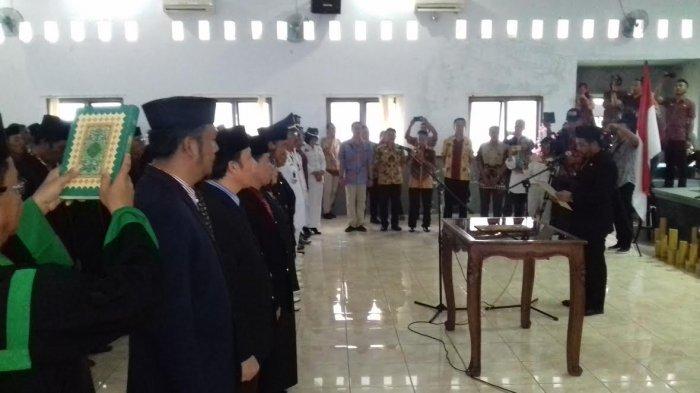 Amru Saher Lantik Pejabat Eselon II, III dan IV Pemkab Luwu