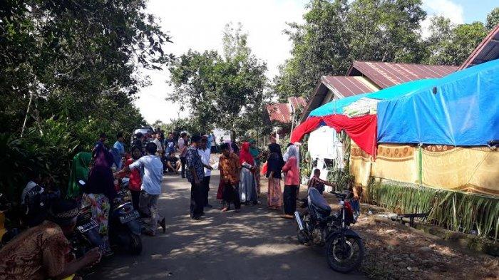 Warga Gareccing Sinjai Mulai Berdatangan ke TPS 1