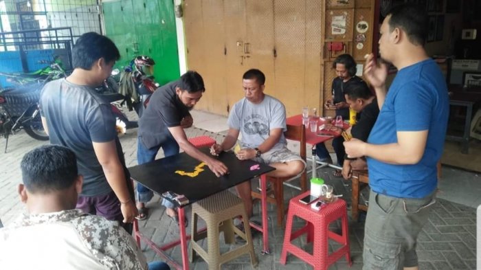 Malam Nanti, Warkop SS Turikale Gelar Turnamen Domino, Buruan Daftar