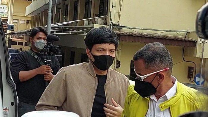 Kesaksian Atta Halilintar Terkait Tas Pemberian Doni Salmanan, Suami Aurel: Belum Pernah Dipakai
