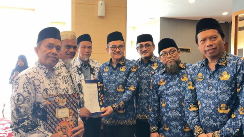 Abdul Muis: Hentikan Polemik PTDH, Tuntutan Kita Tercapai