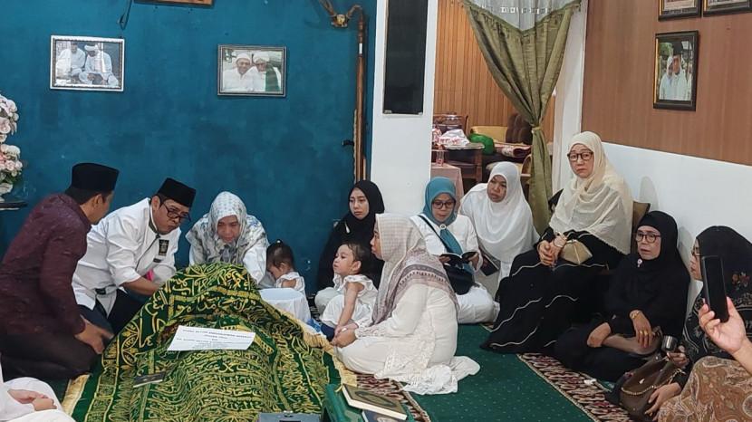 Abdul Rahim: Puang Tika 18 Tahun Sakit, Tak Pernah Mengeluh