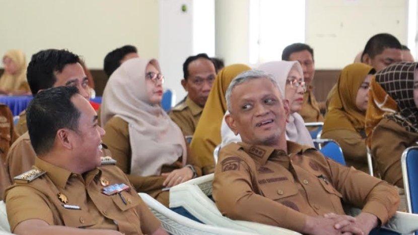 Bupati dan Wakil Bupati Wajo Salat Id di Masjid Agung Sengkang