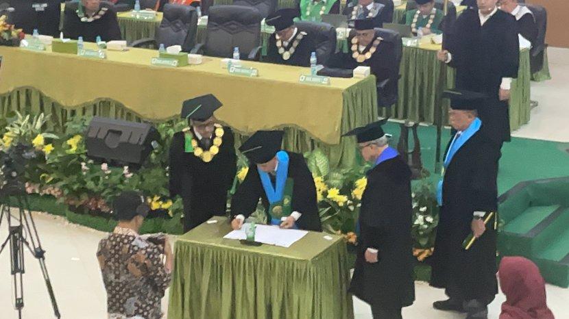 3 Profesor Baru UMI Bidang Ilmu Kelautan dan Perikanan Dikukuhkan