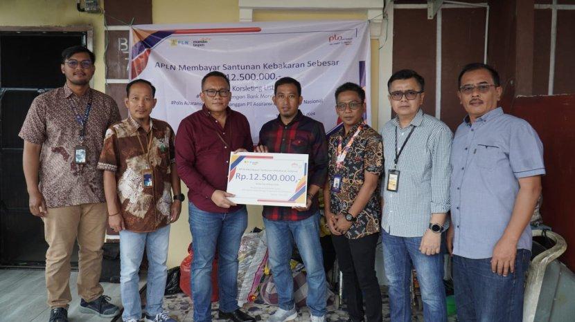 Penuh Haru, Korban Kebakaran di Gowa Dapat Santunan Asuransi Rp12,5 Juta dari Bank Mandiri Taspen