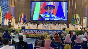 2025-09-29-PROFESOR-BARU-UNISMUH.jpg