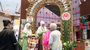 2025-10-2-dekranasda-makassar.jpg