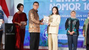 20250717-Taruna-Ikrar-bersama-Nagita-Slavina.jpg