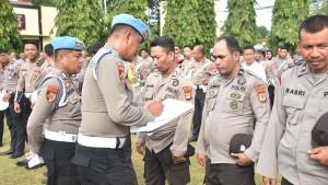20250801-Periksa-Urine-Polisi-di-Bulukumba.jpg