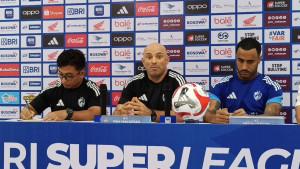 20250920-Pelatih-PSM-Makassar-Bernardo-Tavares.jpg
