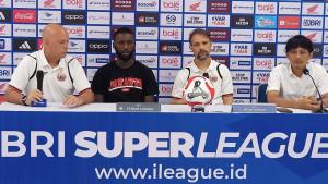 20250920-Pelatih-Persija-Mauricio-Souza.jpg