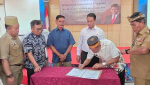 20250930-Zainal-Arifin-Paliwang-dan-Andi-Amran-Sulaiman.jpg