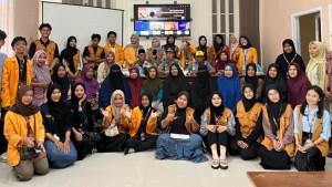 20251003-Mahasiswa-berkumpul-dalam-ramah-tamah.jpg