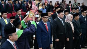 20251008-Pelantikan-Dewan-Pengawas-dan-Direksi-BUMD-Kota-Makassar.jpg