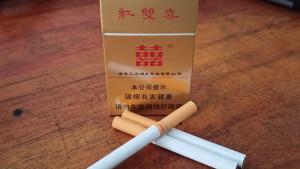 20251008-Rokok-Ilegal-Asal-China.jpg