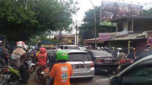 20251011-macet-di-antang-1.jpg