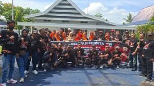 20251025-Wabup-Sidrap-Nurkanaah-dan-Pemuda-Pancasila.jpg