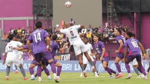 20251025_GOL-PERDANA-ALEX_gol-perdana-alex-tanque.jpg