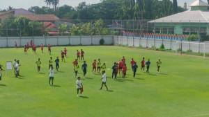 20251105-Skuad-PSM-Makassar-latihan-di-Stadion-Kalegowa.jpg