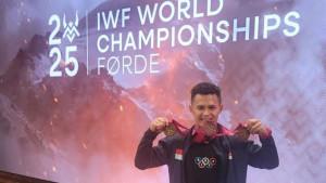 20251107-Rizki-Juniansyah-juara-olimpiade.jpg