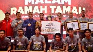 Andi-Sudirman-Sulaiman-saat-menjabat-Gubernur-Sulsel.jpg