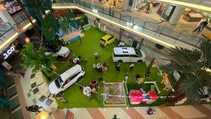 Antusiasme-pengunjung-dalam-pameran-Pesta-Rangga-oleh-Kalla.jpg