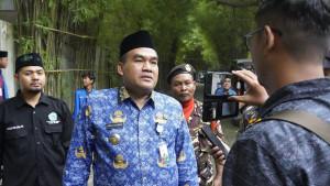 BUPATI-BLORA-Bupati-Blora-Arief-Rohman-saat-diwawancarai.jpg