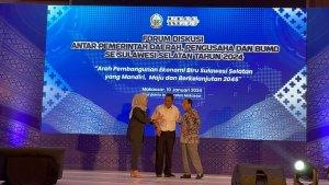 Bahtiar-Baharuddin-Ketua-DPRD-Sulsel-Andi-Ina-Kartika-Sari-321432.jpg