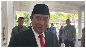 Bahtiar-Baharuddin-saat-diwawancarai-usai-Upacara-HUT-Korpri.jpg
