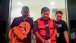 Boni-Tabrani-diamankan-kejaksaan-setelah-buron-selama-delapan-tahun.jpg