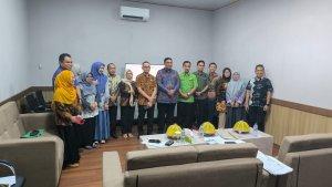 Bupati-Maros-Chaidir-Syam-bersama-sejumlah-pejabat-5465634.jpg
