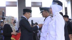 Bupati-Takalar-Syamsari-melantik-37-kepala-desa-terpilih-periode-2022-2028.jpg