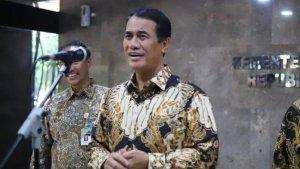 CALON-KETUA-UMUM-PPP-Menteri-Pertanian-Mentan-Andi-Amran-Sulaiman.jpg