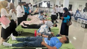 DONOR-DARAH-HUT-PGRI.jpgWABUP-SIDRAP-TINJAU-KEGIATAN-DONOR-DARAH.jpg