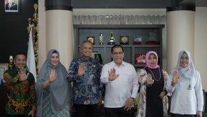 Deputi-Bidang-Pelatihan-Penelitian-dan-Pengembangan-BKKBN-Muhammad-Rizal-luwu.jpg