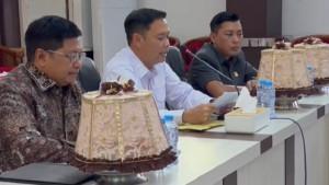 Direktur-PTPN-XIV-Suhendri-SE-MM-m.jpg