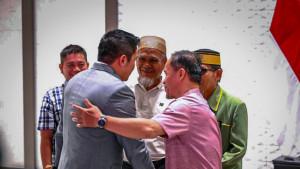 Guru-Rasnal-dan-Abd-Muis-Terbukti-Ambil-Rp11-Juta-dari-Iuran-Prabowo-Hanya-Rehabilitasi-Status-ASN.jpg