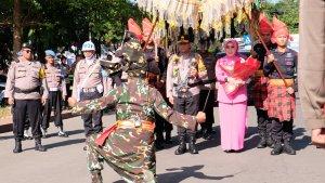 Irjen-Pol-Andi-Rian-R-Djajadi-berkantor-perdana-342321.jpg