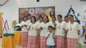 Jemaat-Gereja-Toraja-Marannu-merayakan-Natal-20-12-malam.jpg